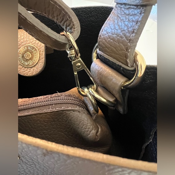 LEATHER and SUEDE CROSSBODY BAG NEUTRAL TAUPE - MADE IN ITALY NWOT - Picture 9 of 16